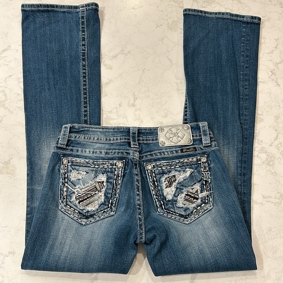 Miss Me Signature Boot Embellished Jeans Distressed Size 28 Women’s - Picture 11 of 16